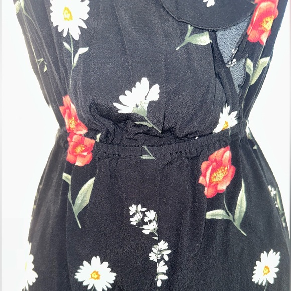 NWOT Ruffle Flora Cami Romper - Picture 8 of 14